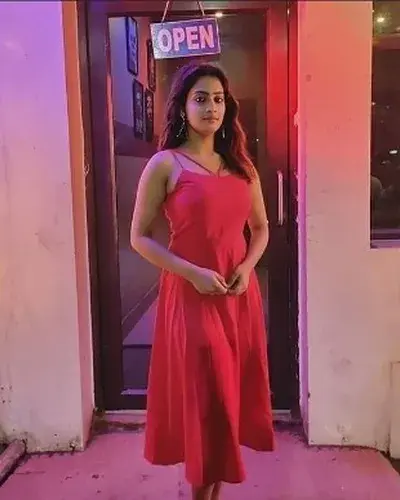 Escorts Umred